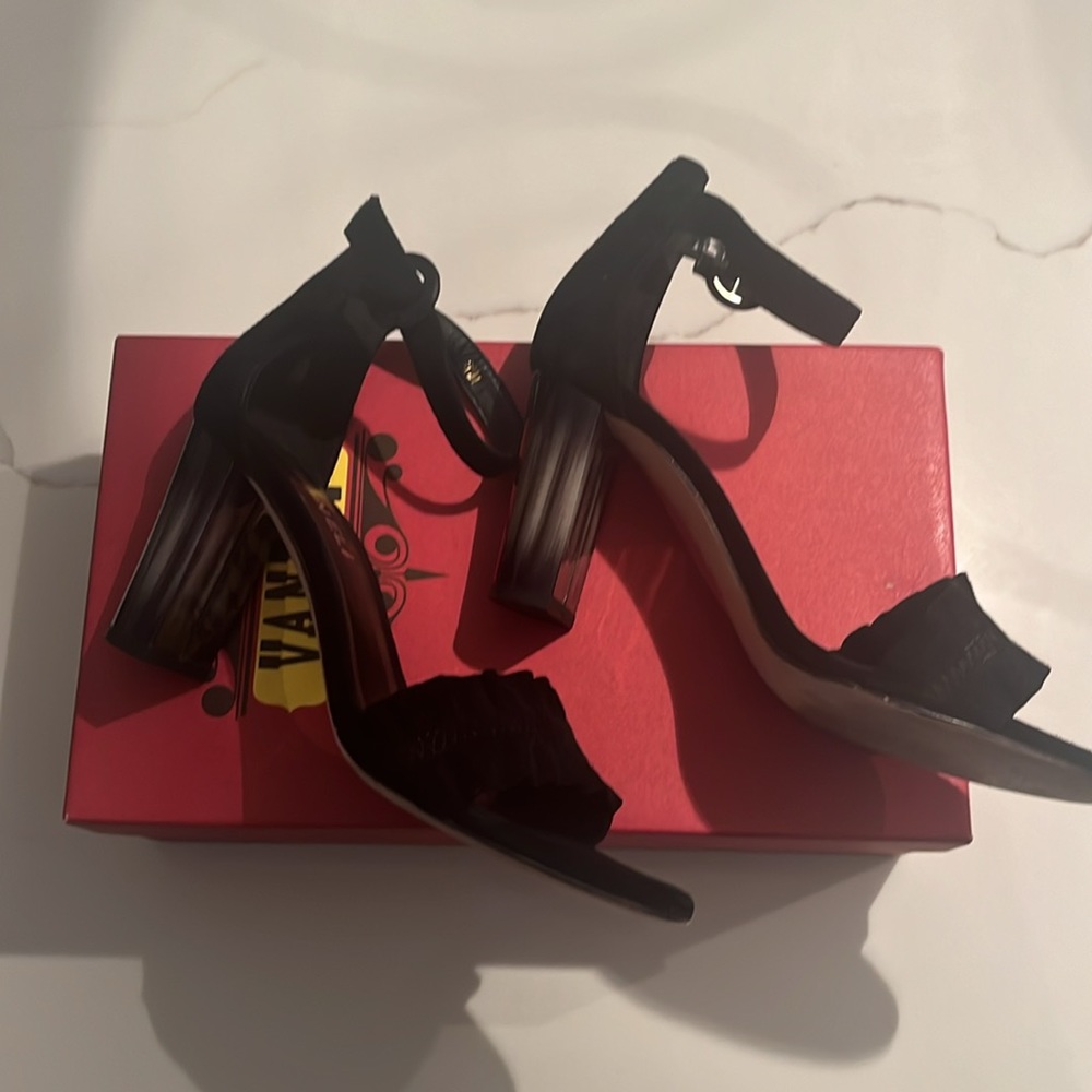Vaneli black suede ankle strap ombré heels size 6.5 in Box “Bijan”